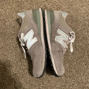 Grey new balance sneakers 574